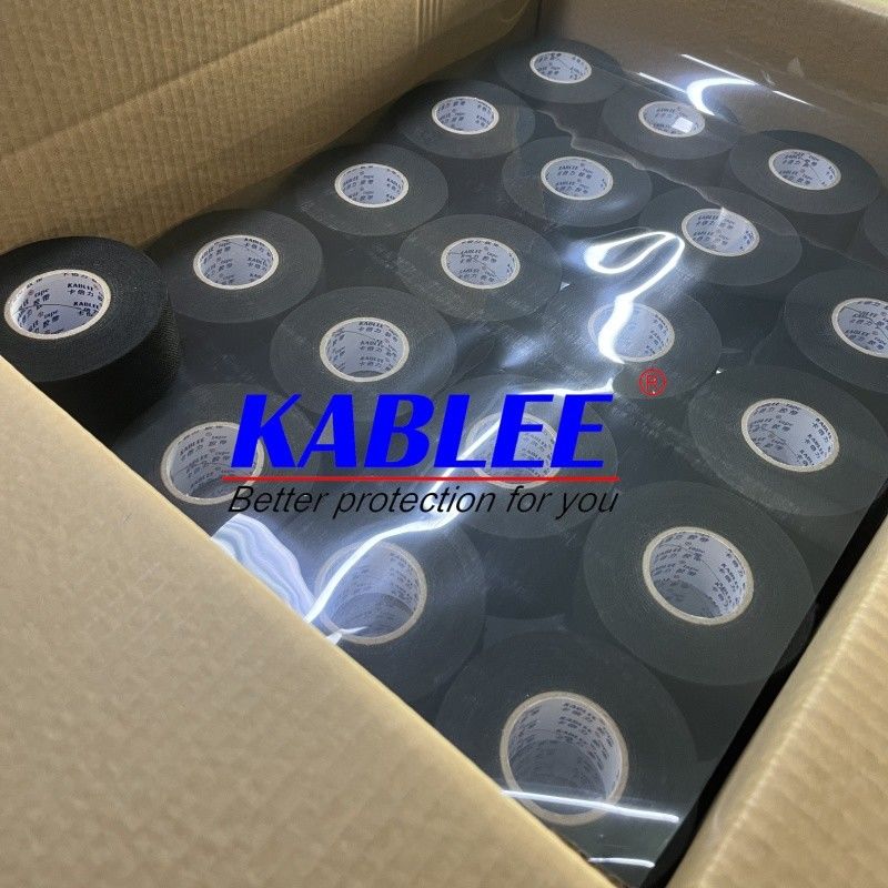 Pita Kain Polyester Hitam Nonwoven untuk Isolasi Listrik dan Retardasi Api di Industri Otomotif
